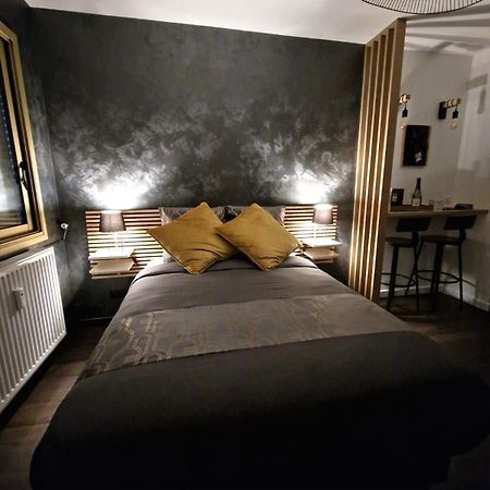Goutte D'Or - Avenue De Champagne Apartment Epernay Exterior photo